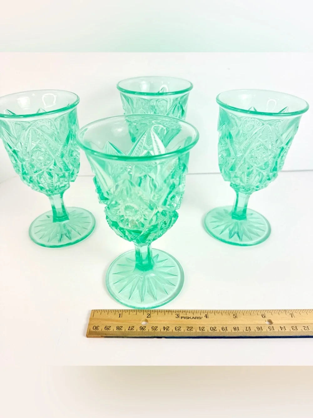 Vintage Imperial Aqua Set Of 4 Water Goblet Feather Notching Mint Condition